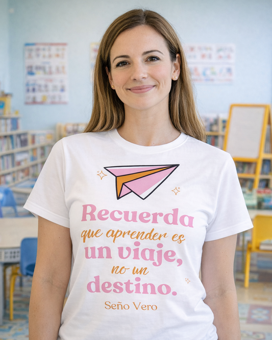 Camiseta maestr@ aprender es un viaje