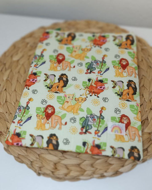 Funda literaria rey león