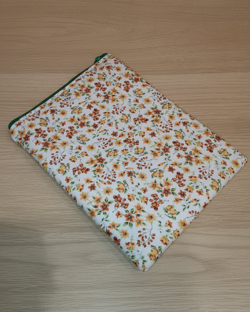 Funda literaria floral otoño