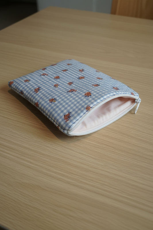 Funda literaria  vichy azul