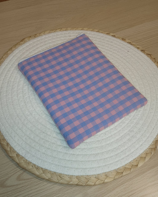 Funda literaria vichy malva azul