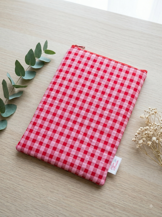 Funda literaria vichy rojo y rosa